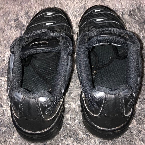 KIDS NIKE AIR MAX BLACK SNEAKERS SIZE 1 YOUTH - Picture 3 of 13